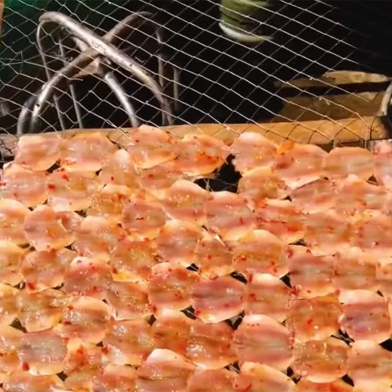 Step 3 Drying the fish Sun-dried fish