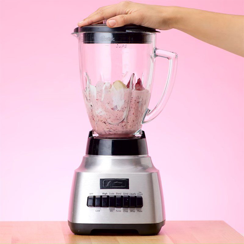 Step 1 Make the red smoothie layer Yogurt Rainbow Smoothie