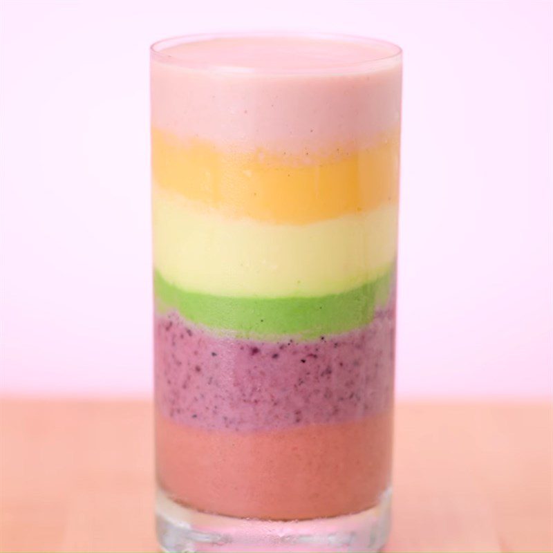 Step 6 Make the pink smoothie layer Rainbow yogurt smoothie
