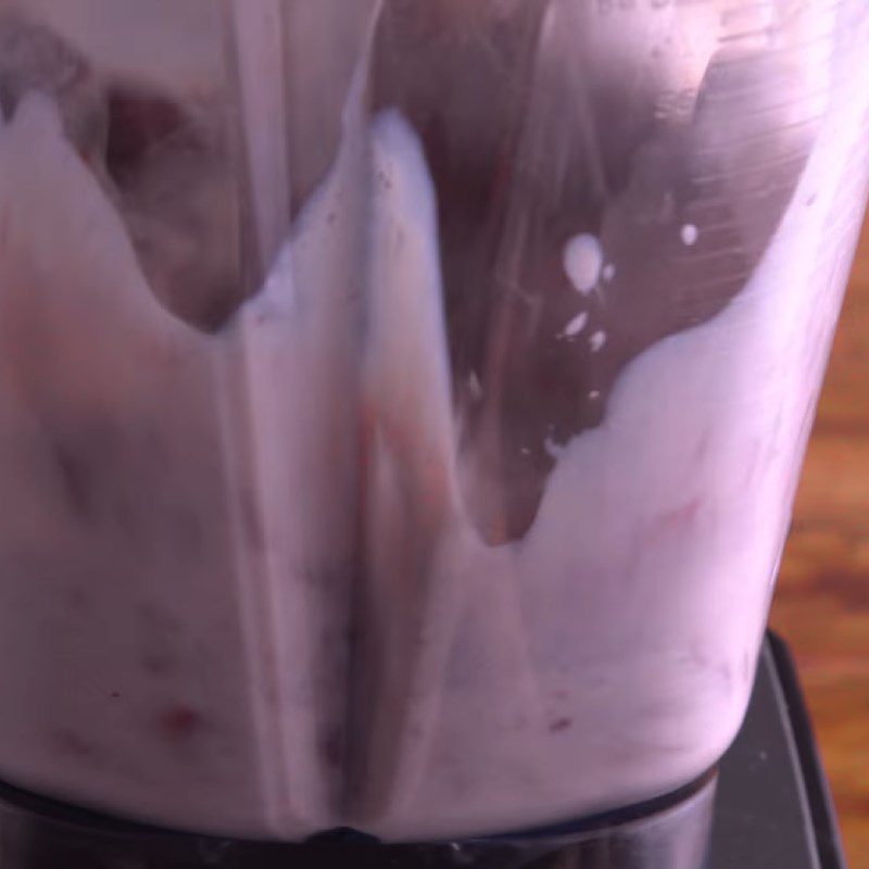 Step 1 Make the purple smoothie layer Rainbow smoothie