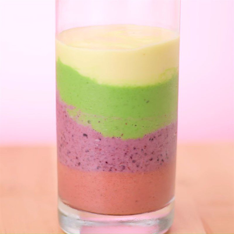 Step 4 Make the yellow smoothie layer Rainbow yogurt smoothie