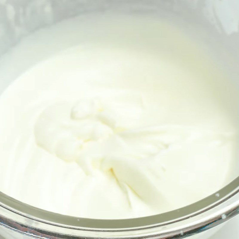 Step 4 Make the macchiato for butterfly pea flower milk tea macchiato