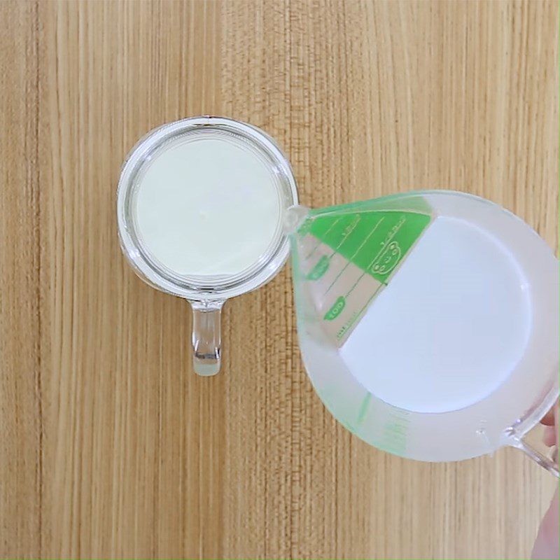 Step 4 Making milk foam Sweet potato milk with walnut