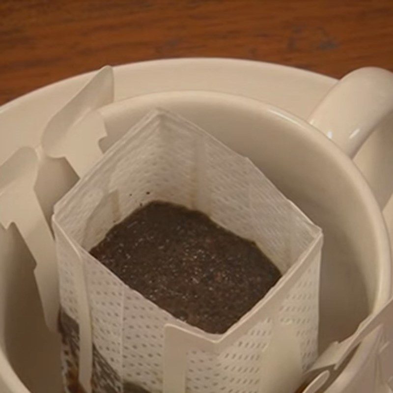 Step 2 Bloom the coffee for Filter Coffee