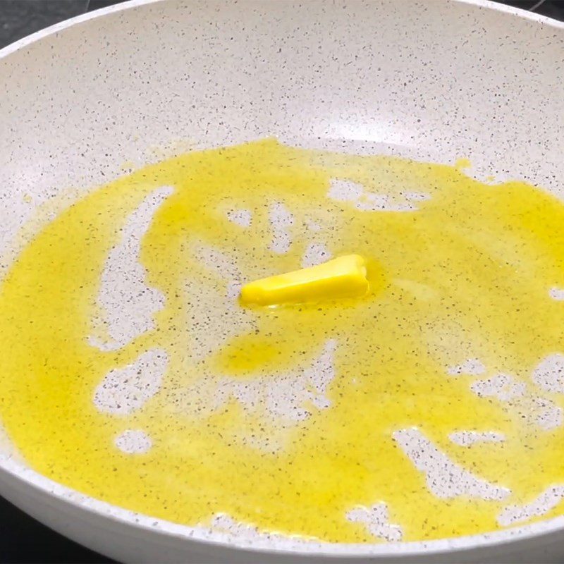 Step 3 Making Garlic Butter Fried Pasta Garlic Butter Fried Pasta