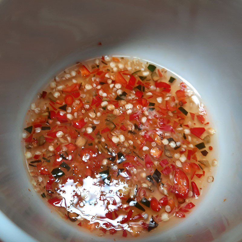 Step 3 Make the sauce and mix noodles Dry noodle mixed with shrimp
