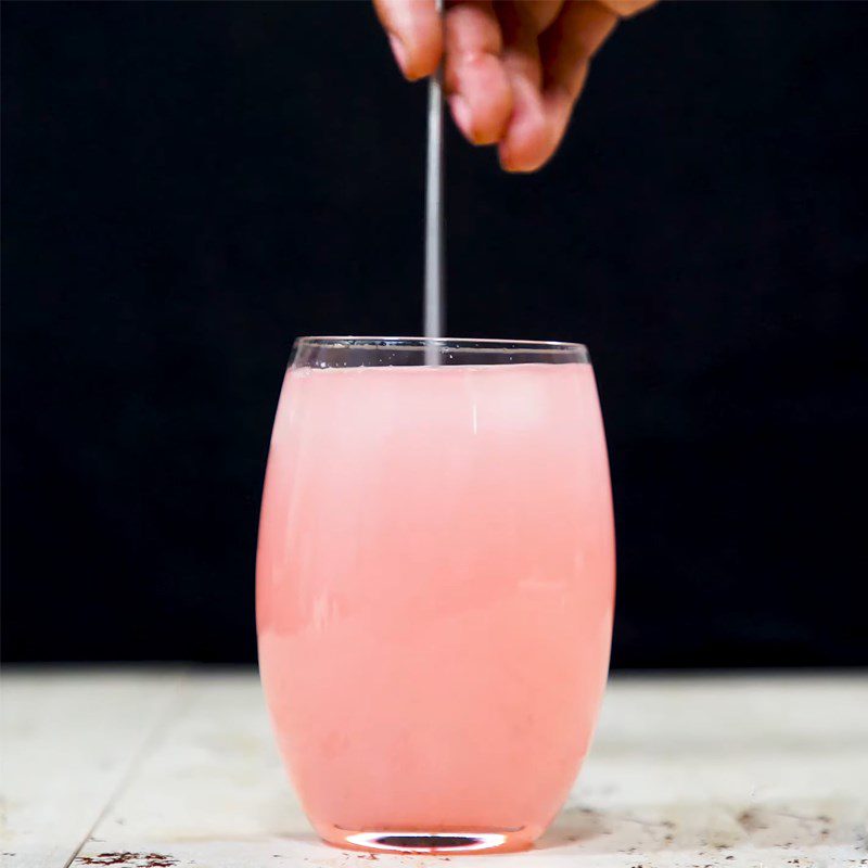 Step 2 Make soda Lychee rose soda