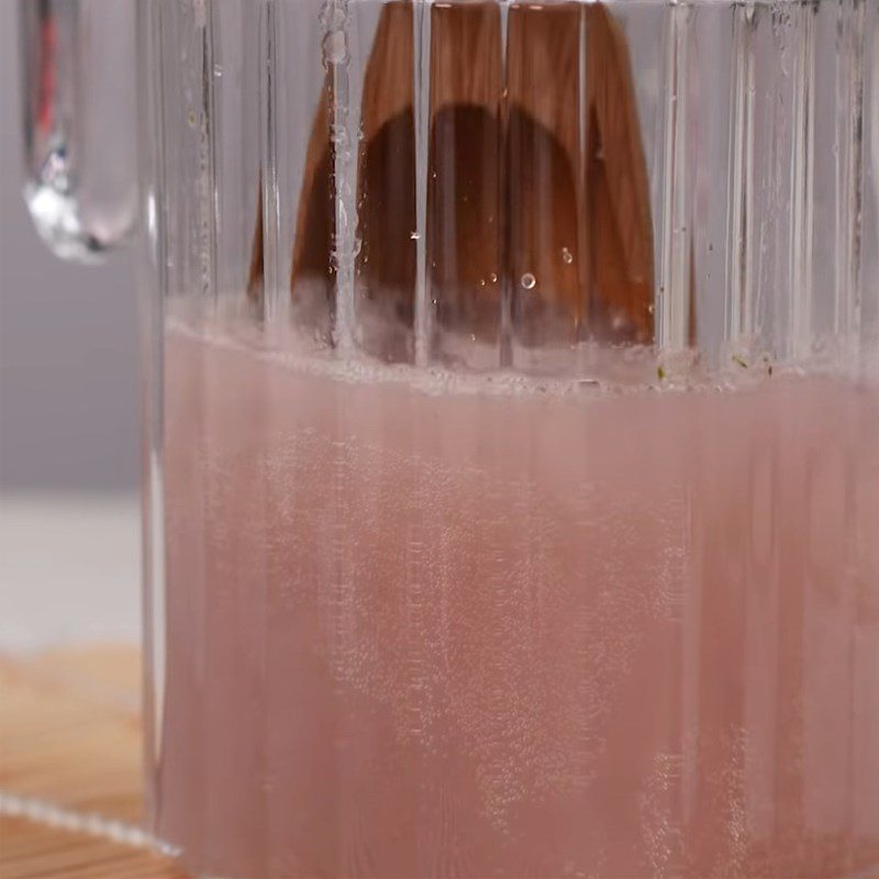 Step 3 Make soda Lychee soda