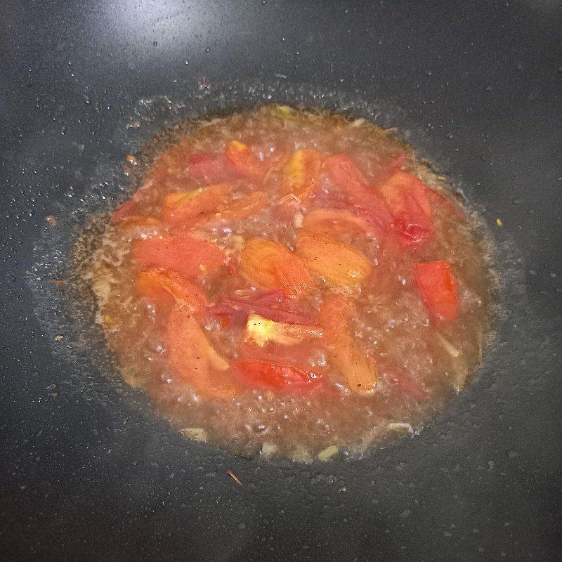 Step 3 Make tomato sauce for grouper