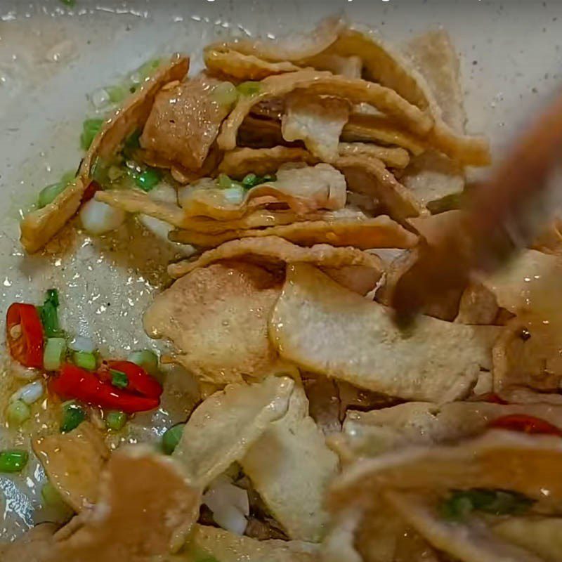 Step 4 Make the sauce and complete Dry tofu