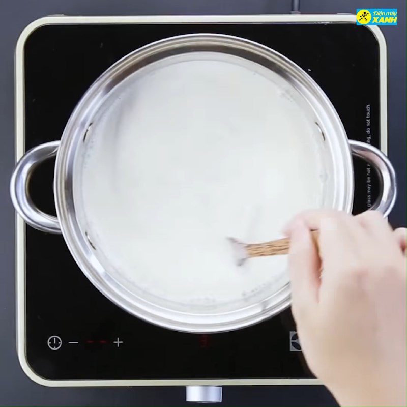 Step 1 Make yogurt Black Sticky Rice Yogurt