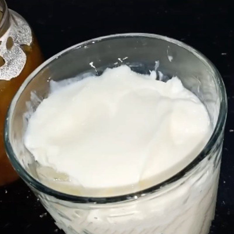 Step 4 Make dac seed yogurt with passion fruit Dac seed yogurt with passion fruit