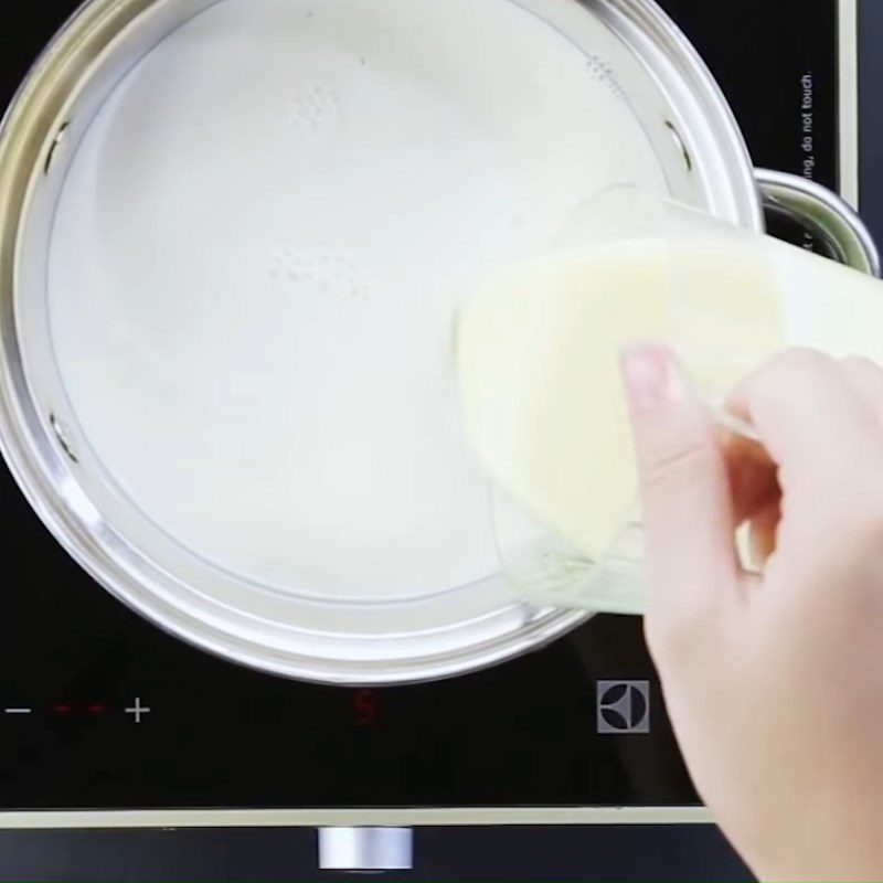 Step 1 Make yogurt Black Sticky Rice Yogurt