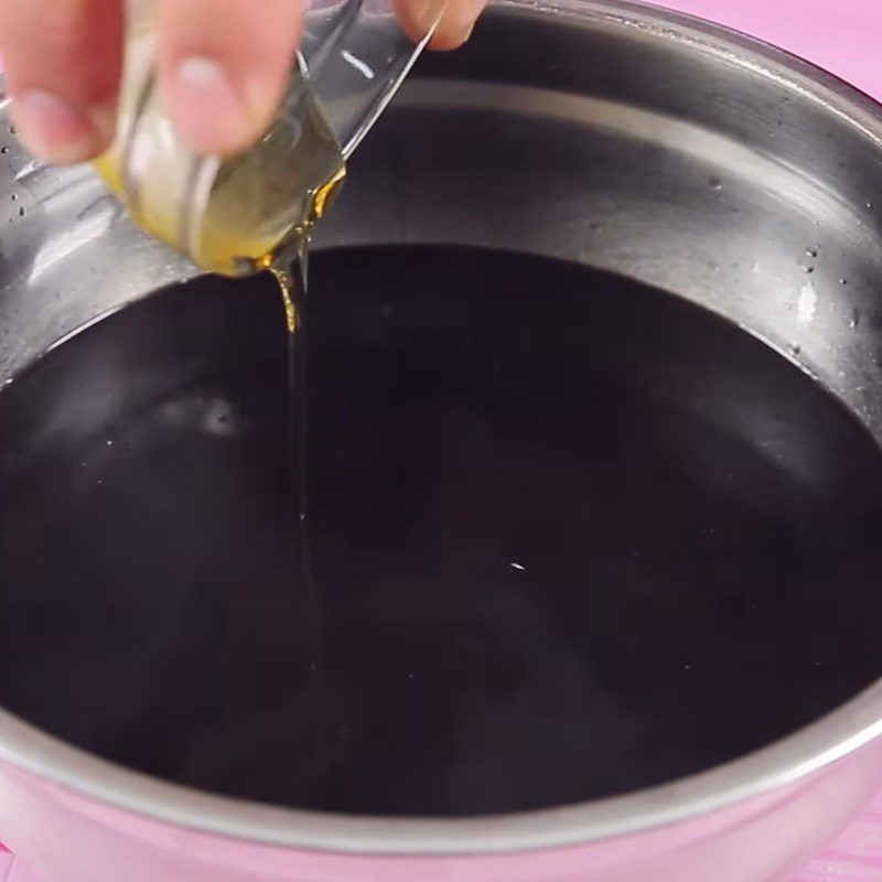 Step 4 Making black sticky rice milk Black sticky rice milk