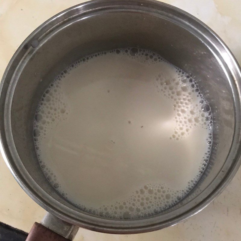 Step 1 Making tofu with agar powder Tofu with agar powder and sugar syrup