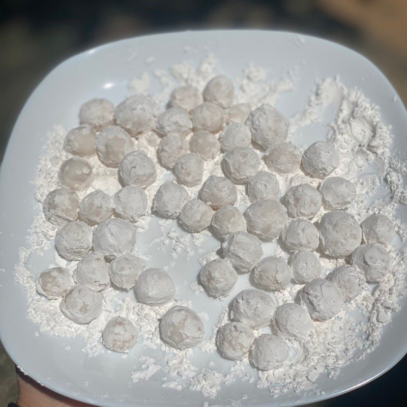 Step 2 Making tapioca pearls with tapioca flour and syrup