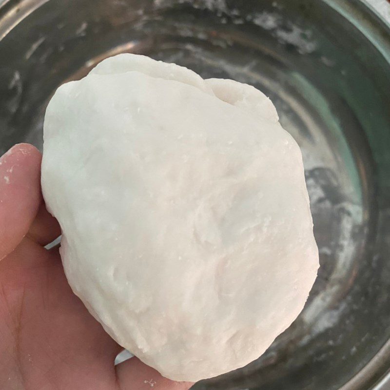 Step 2 Making tapioca pearls with tapioca flour and syrup