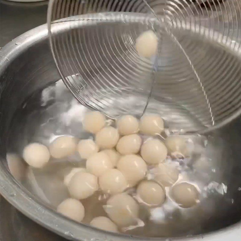 Step 2 Making corn pearls Lotus root and taro dessert