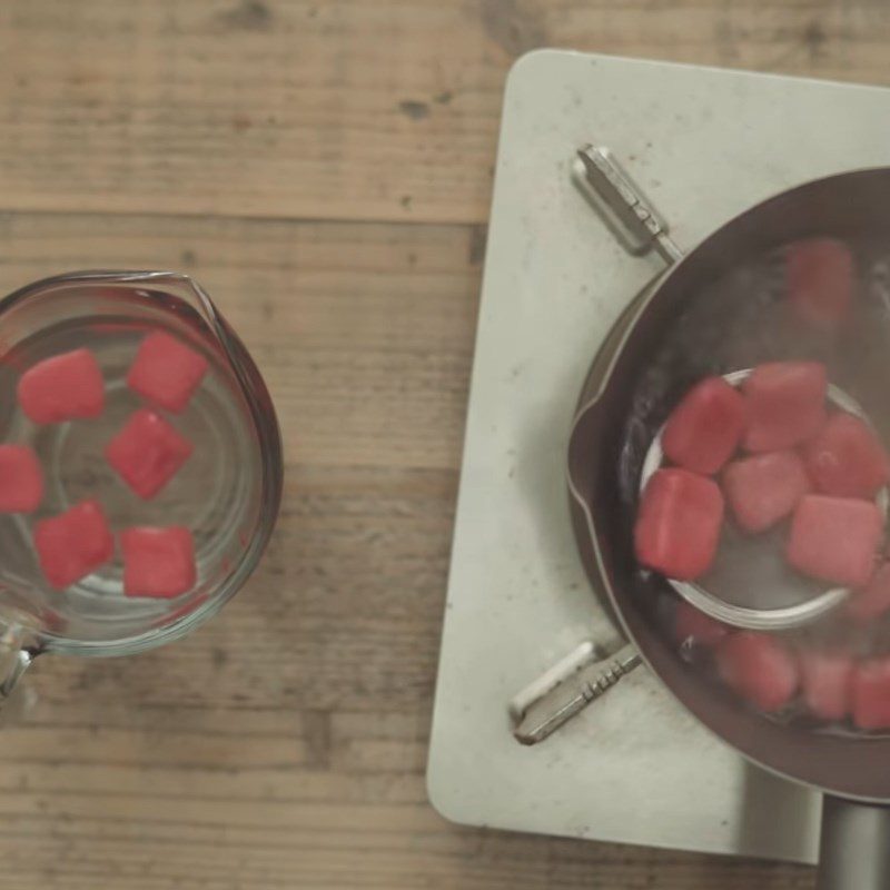 Step 3 Making chewy beetroot balls for Bobo Chacha