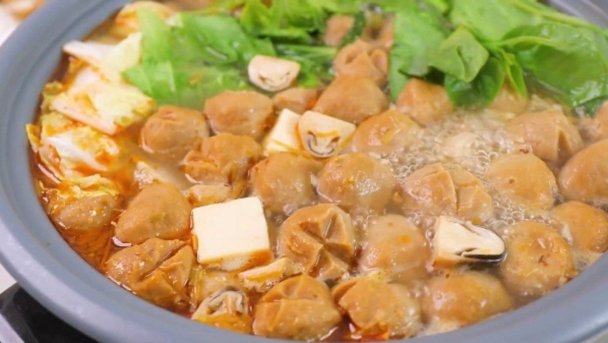 2 Ways to Cook Delicious and Easy-to-Make Satay Beef Ball Hotpot with Sour and Spicy Flavor for a Party 2 Satay Beef Meatball Hotpot