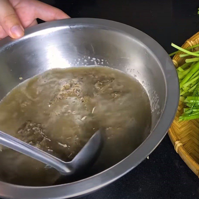 Step 1 Extract crab juice Crab Soup with boiled vegetables
