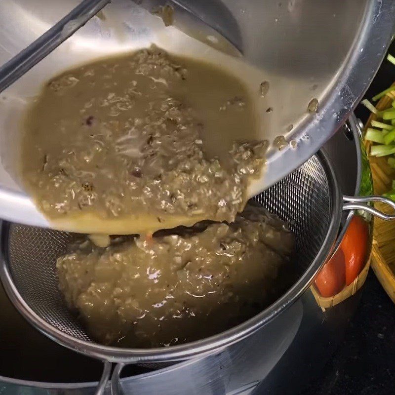 Step 1 Extract crab juice Crab Soup with boiled vegetables