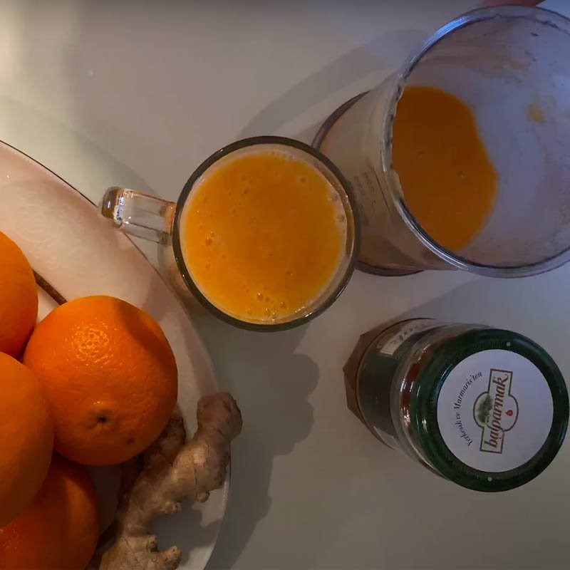 Step 3 Final product Orange carrot ginger smoothie