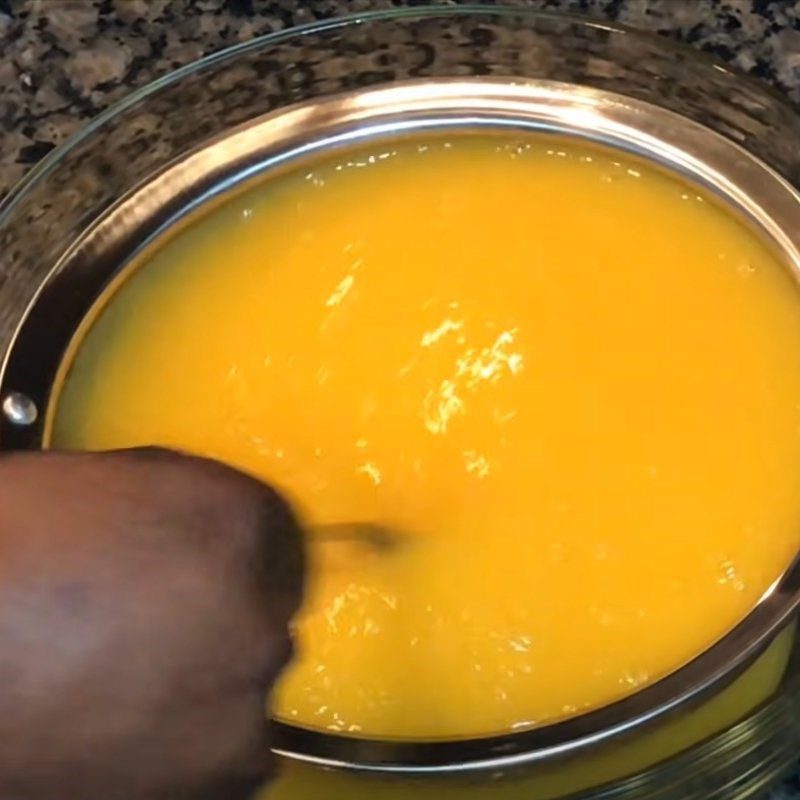 Step 3 Strain the mango juice Mango juice
