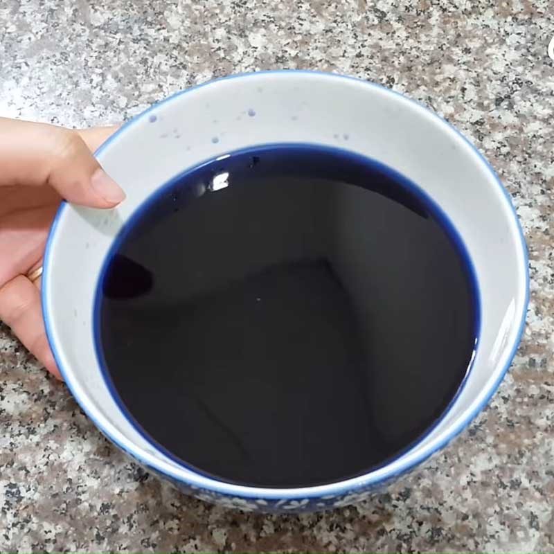 Step 2 Filter butterfly pea flower tea