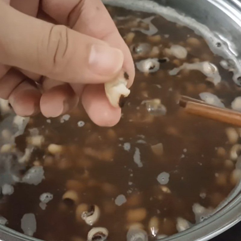 Step 2 Boil the white beans