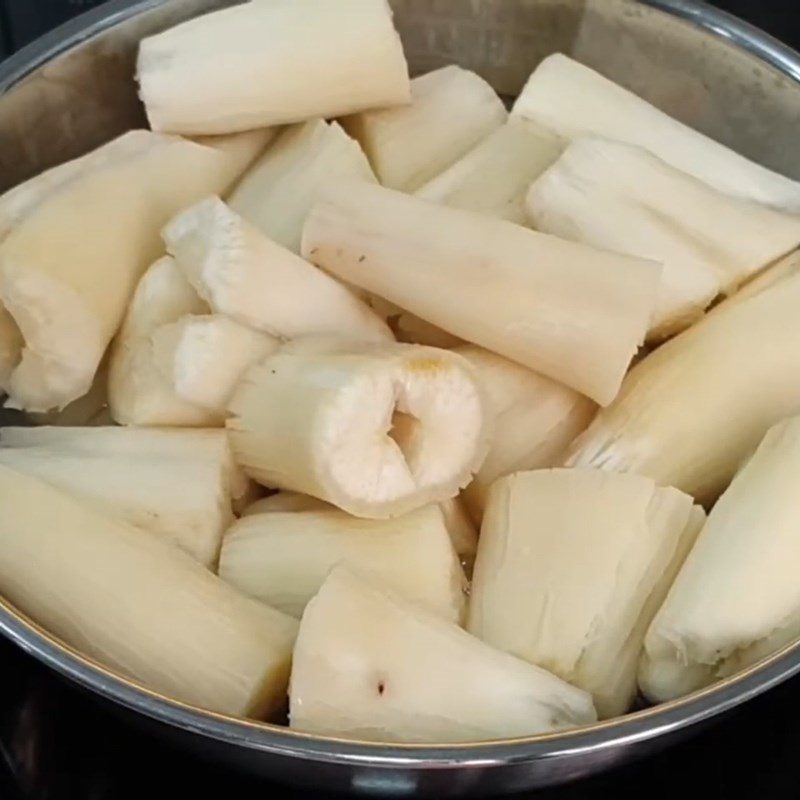 Step 5 Boil cassava Beef porridge