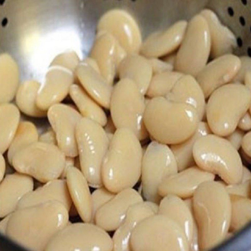 Step 2 Boil mung beans for coconut milk mung bean dessert