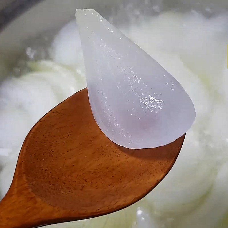 Step 2 Boil the onions Onion juice