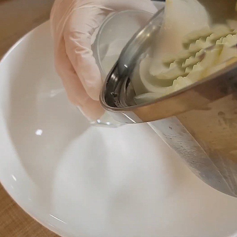 Step 2 Boil the onions Onion juice