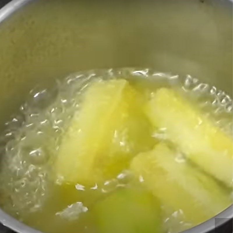 Step 2 Boil the bottle gourd for Chicken and Bottle Gourd Porridge