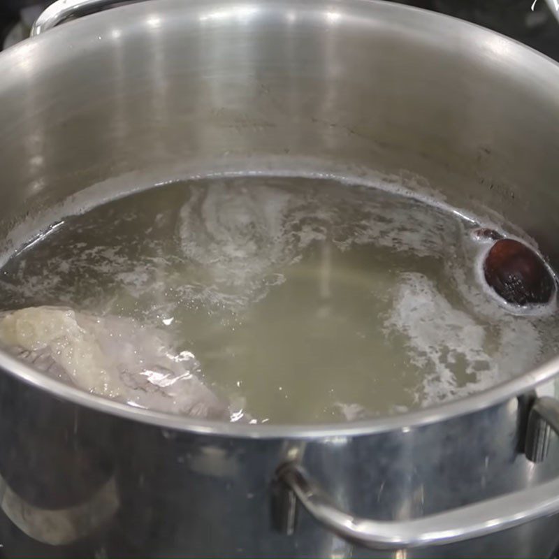 Step 2 Boil beef Herbal beef stew
