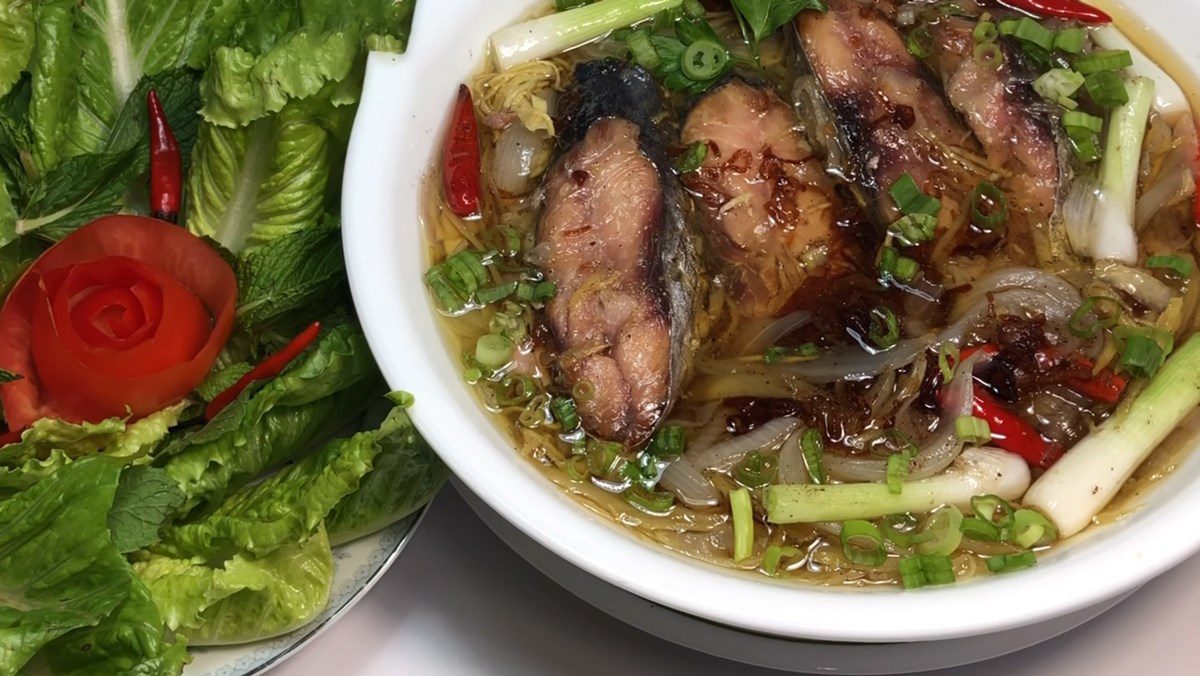 2 ways to make rich mackerel fish sauce with pork for a more diverse meal 14 Steamed Mackerel with Pork Belly