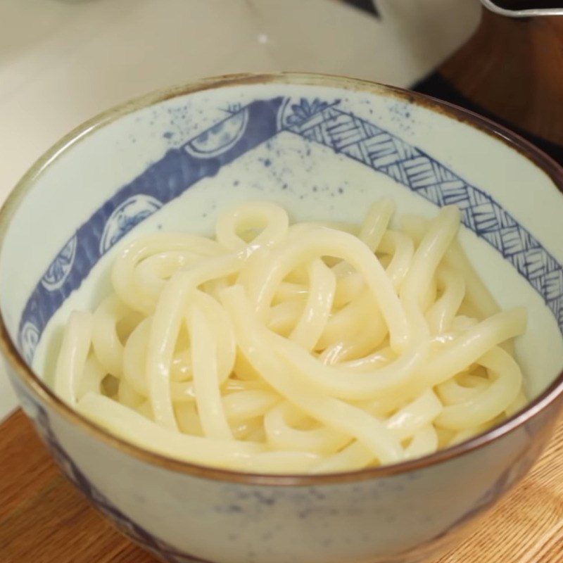 Step 6 Completion Beef curry udon