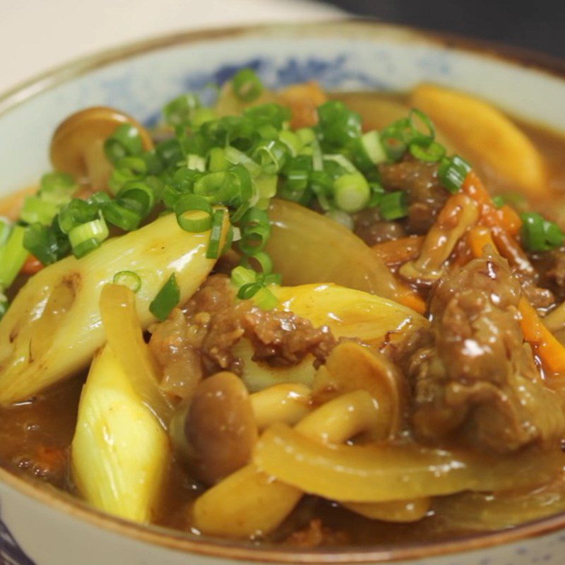 Step 6 Completion Beef curry udon