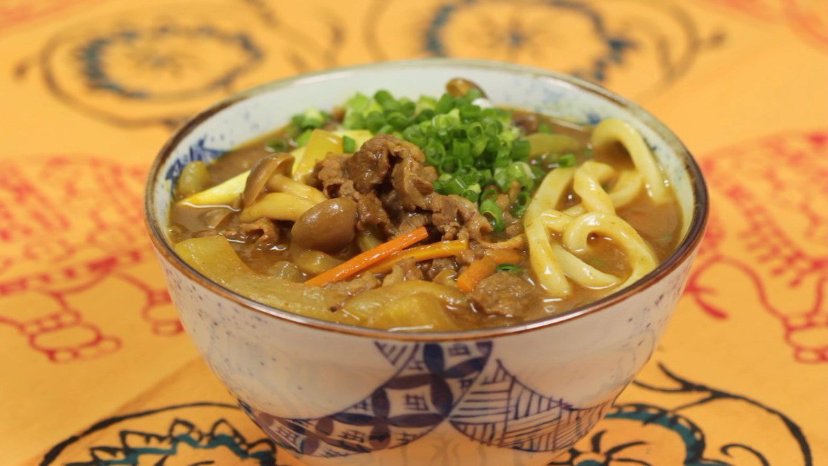 3 Delicious Ways to Cook Creamy, Flavorful Curry Udon Noodles 34 Curry beef udon