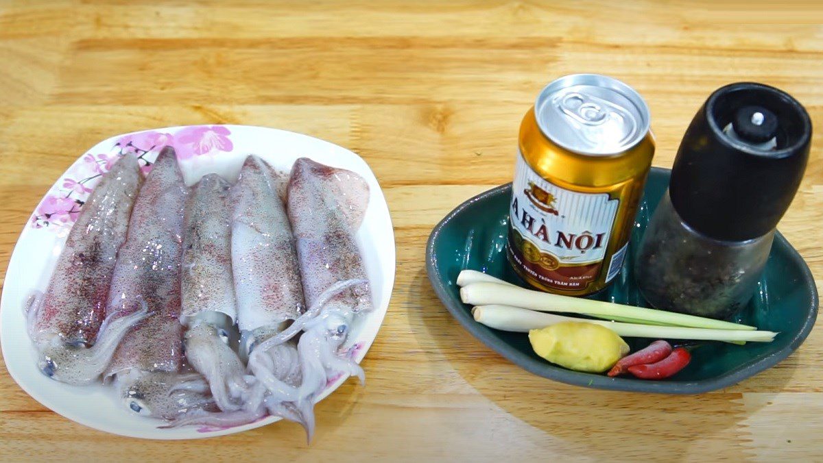 Ingredients for beer steamed squid, ginger lemongrass steamed squid, guava leaf steamed squid