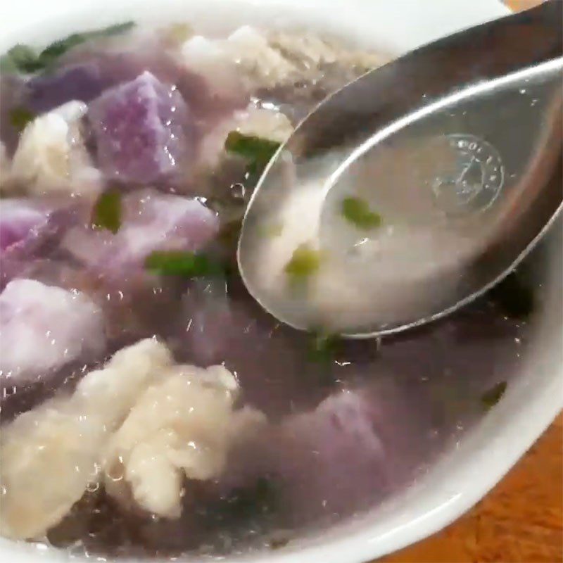 Step 3 Cooking yam soup with pork ribs
