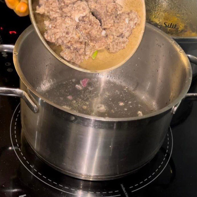 Step 2 Cook the soup for minced meat Napa cabbage soup