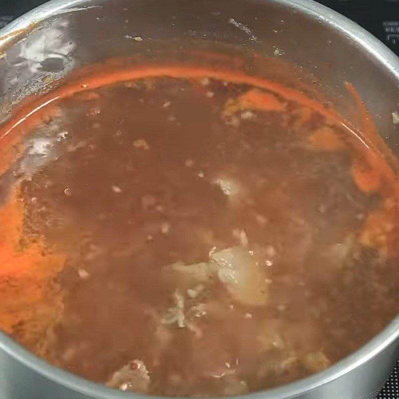 Step 3 Cooking soup Enoki mushroom beef soup
