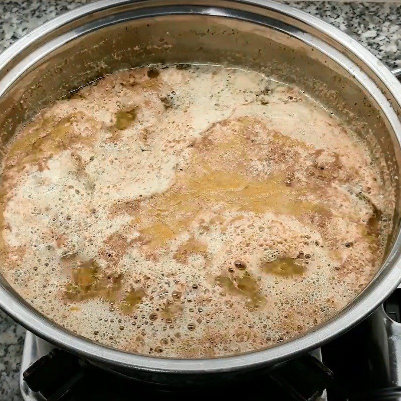 Step 3 Cooking the soup Crab soup with mixed vegetables