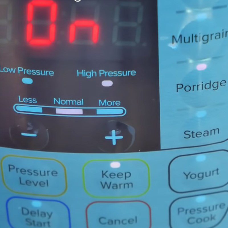Step 4 Cooking porridge for rib porridge using pressure cooker
