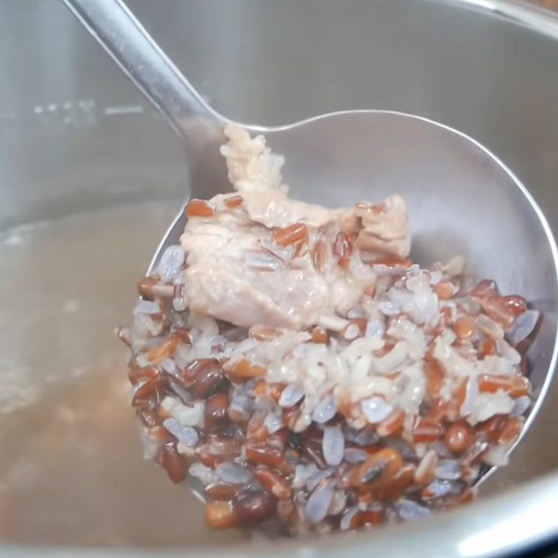 Step 4 Cooking porridge Pork rib porridge using a pressure cooker