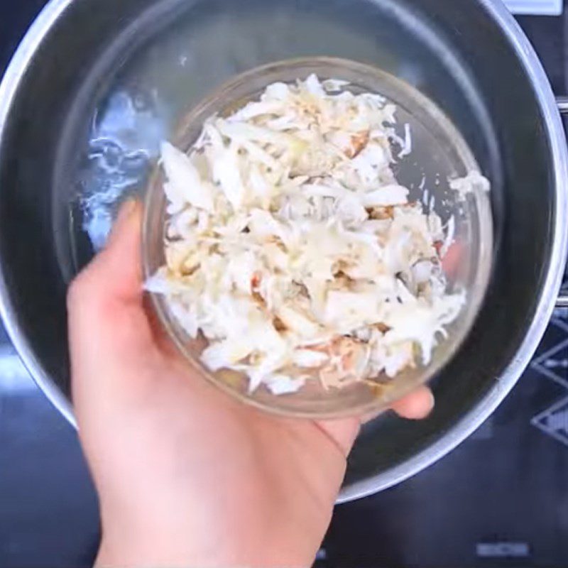 Step 4 Cooking porridge Crab porridge with water spinach