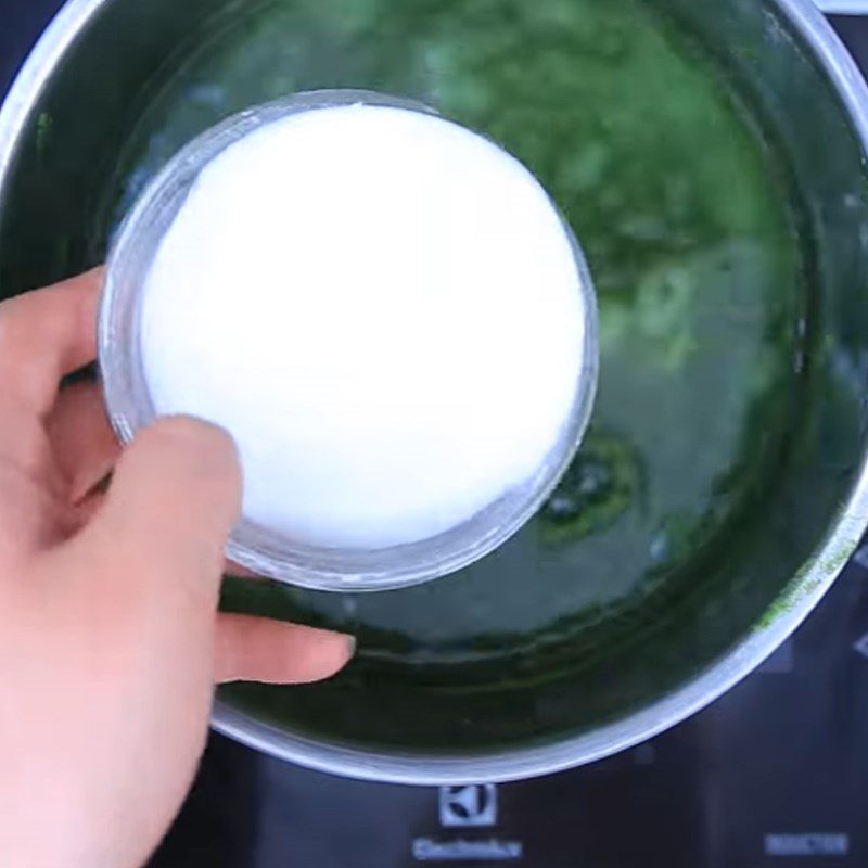 Step 4 Cooking porridge Crab porridge with water spinach
