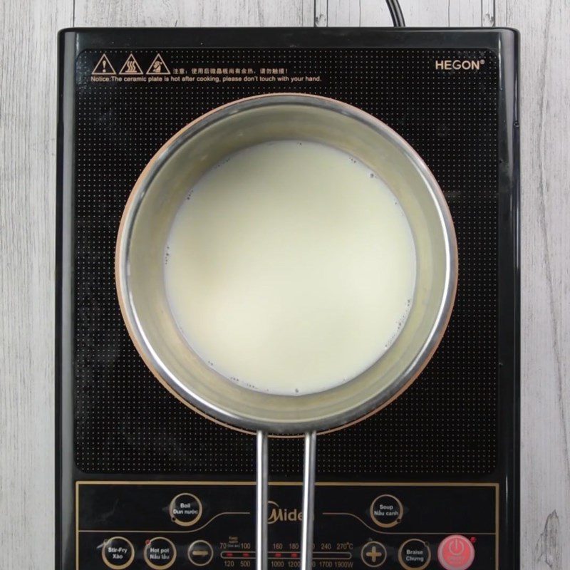 Step 3 Cook porridge for bread milk porridge